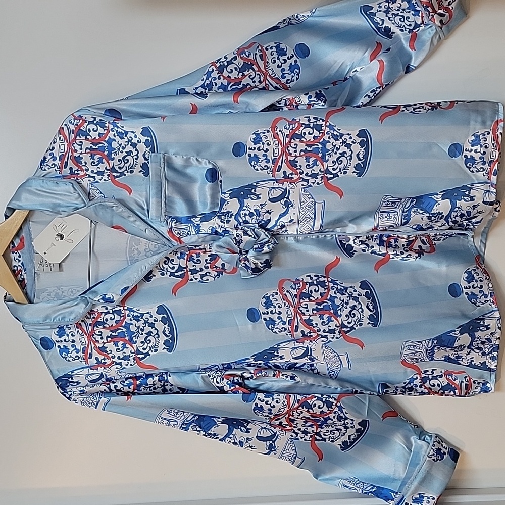 8 Oak Lane | Chic Blue Ginger Jar Print Pajama Set - Picture 2 of 12